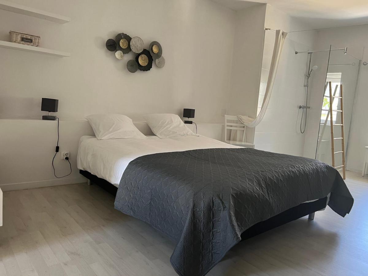 La Petite Maison De Celine & Frederic Avec Piscine A Préhy エクステリア 写真
